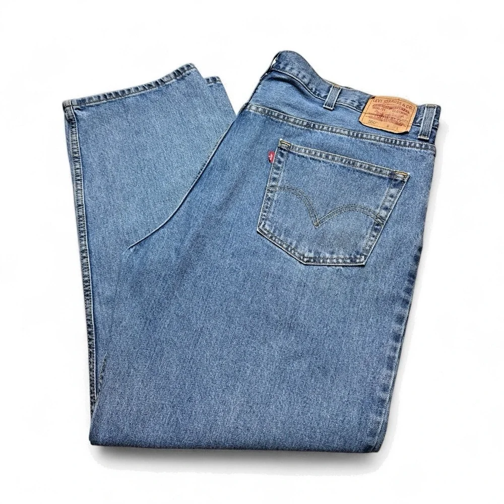 Levi's 550 Men's Relaxed Fit Jeans | 100% Cotton Straight Leg Denim | Size 46x30